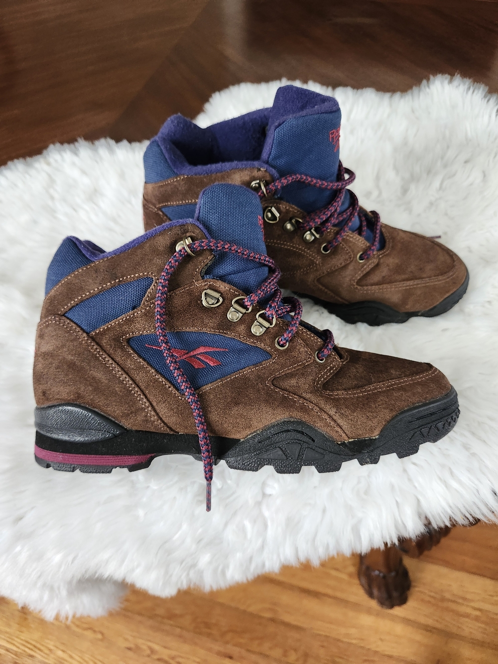 Reebok Vintage Retro Brown Suede Hiking Boots with Blue Accents, 9